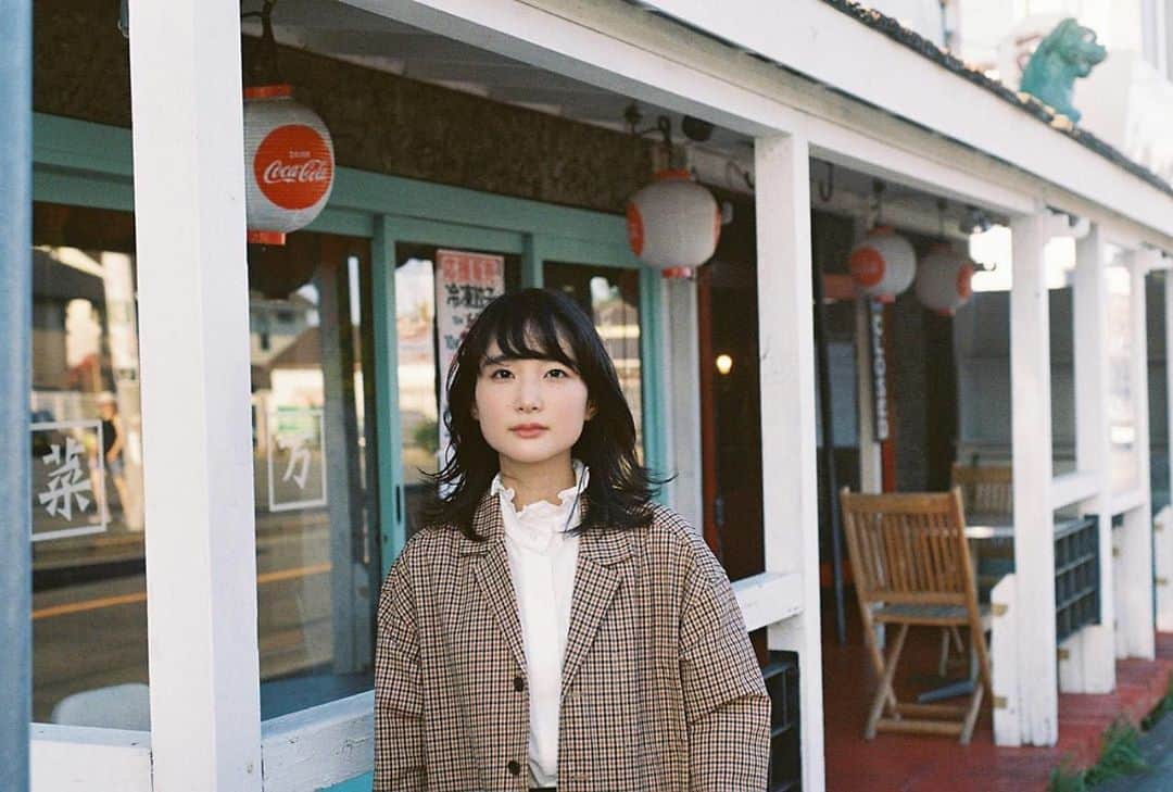 のインスタグラム：「今日涼しかったなぁ 振り返ったら、わたしなりにこの夏を楽しく過ごしたような、気がする🍉 大好きな寒い季節もきっとすぐだー。  📸@zinbokiyoshi」