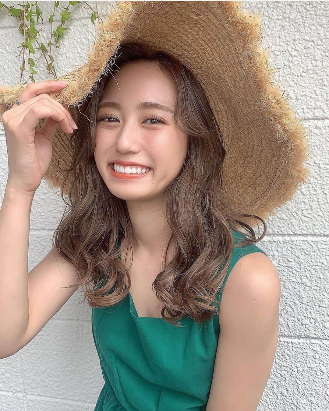 美女JAPANのインスタグラム：「どうも美女JAPANです！✨ ＊ ＊ 今回ご紹介するのはこの方‼️ ＊ みずほさん！@mizuho.04 ＊ ＊ とても綺麗！！🙈💕 どの髪型、どの服装もお似合いです💕 ＊ ＊ みずほさんのアカウントには他にも素敵な投稿がたくさんあります！✨ ＊ 皆さんも是非チェックしてみてね🧸 ＊ ＊ 明日の投稿もお楽しみに！！ ＊ ＊  #色気 #可愛い #綺麗 #かわいい #写真集 #モデル #美肌 #笑顔 #スタイル抜群 #可愛い #可愛すぎ #会いたい #天使 #美女 #美人 #美しい #清楚 #スタイル #色白 #スタイル抜群 #美脚 #素敵 #カワイイ #応援」