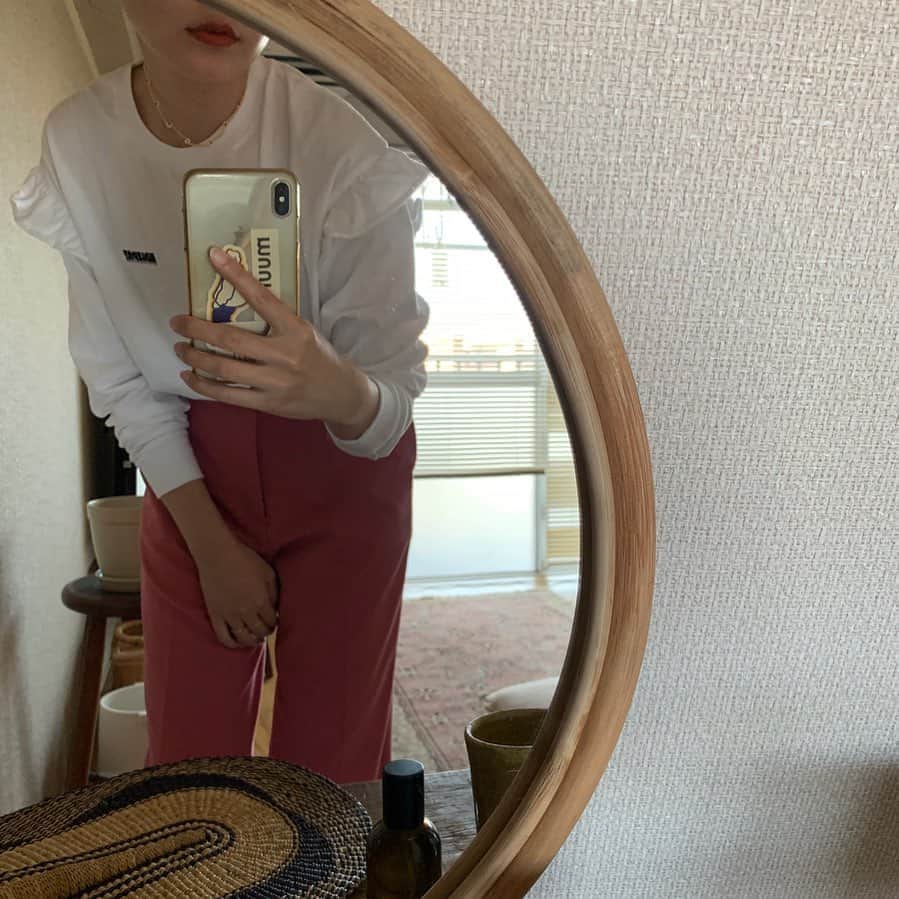 my9mj8のインスタグラム：「﻿ 　﻿ ちょっと買い出し行くだけだけど﻿ 気合い入れてみた🍒﻿ ﻿ 新しいもの身につけるとわくわくする🥰﻿ ﻿ 本当はお茶したり自然に触れ合いに行きたいよ〜﻿ ﻿ ﻿ #ファッション#コーデ#コーディネート#fashion #coordinate #code #オシャレ #ootd #outfit #wear」