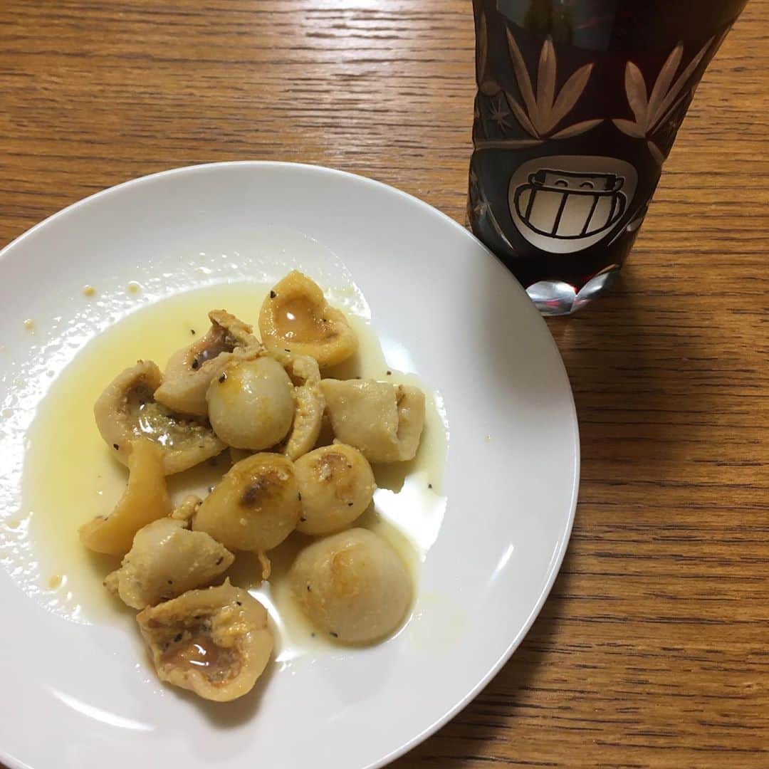青木俊直さんのインスタグラム写真 - (青木俊直Instagram)「去年の夏石巻で食べたホヤのへそのバター焼きを作ってみた。」9月12日 20時57分 - aoki818