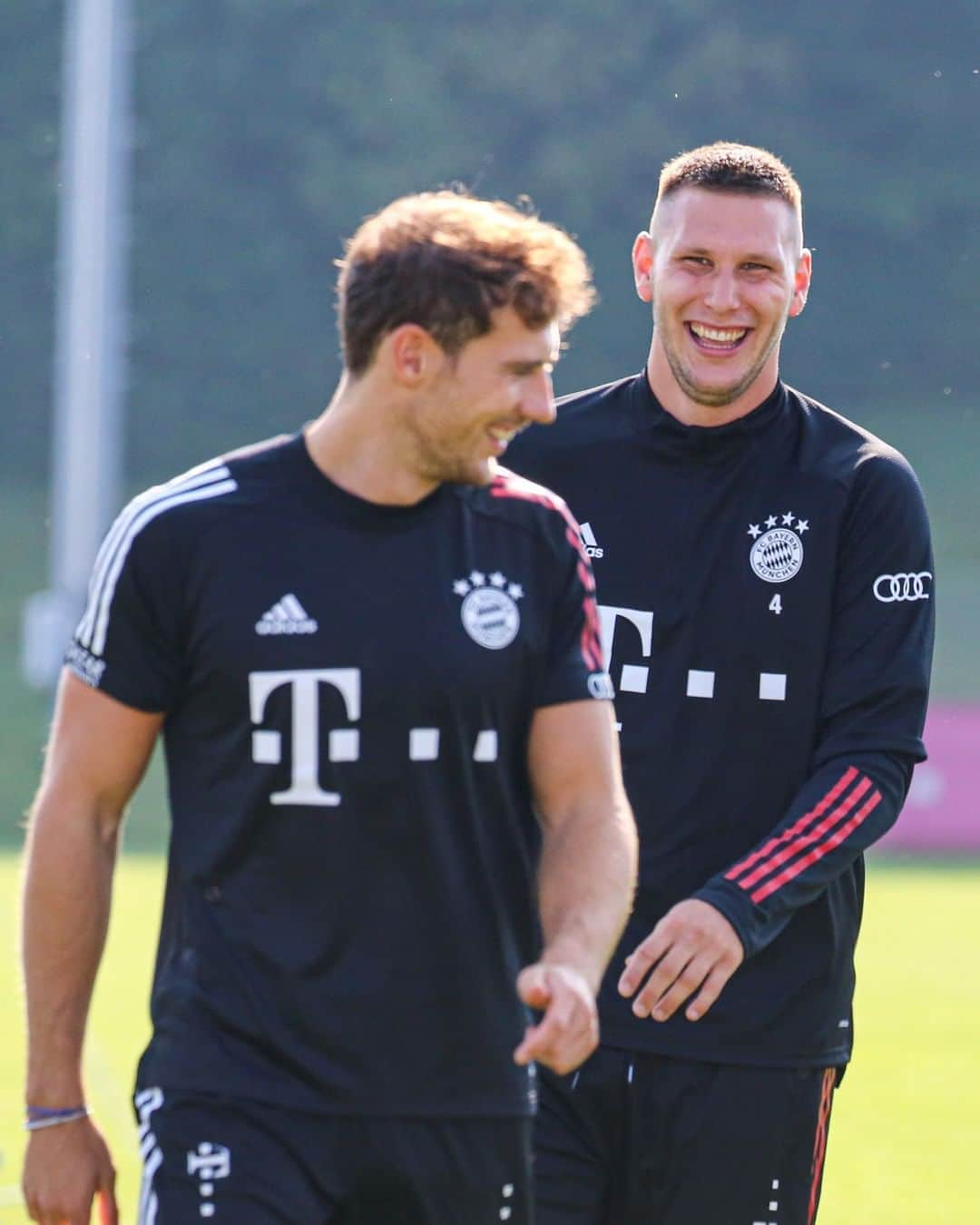 バイエルン・ミュンヘンさんのインスタグラム写真 - (バイエルン・ミュンヘンInstagram)「Working hard at Säbener 💪⚽  #MiaSanMia #packmas #FCBayern #Training #Football」9月12日 21時01分 - fcbayern