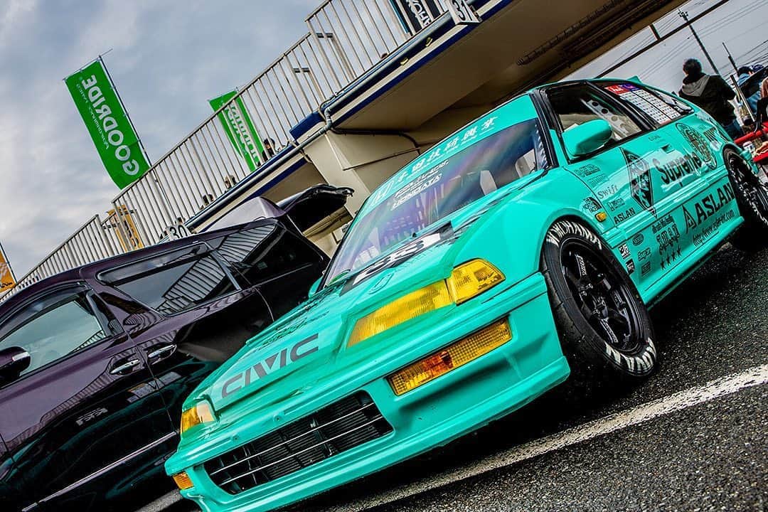 のインスタグラム：「_ ASLAN Honda K-Swapped EF9 CIVIC _ _ Shot on Feb-22 2020  "Attack TSUKUBA ( @tuningcartimeattack )" at Tsukuba Circuit (Ibaragi, Japan) _ owner: @ef.ek.200124 tuner: @aslan_inc_japan photo: @mistbahn _ JP) 2020年02月22日、筑波サーキットで開催されたAttack筑波で撮影。 _ _ #tuningcartimeattack #attacktsukuba #attack筑波 #attack #tsukubacircuit #筑波サーキット #aslan #アスラン #aslan_inc_japan #civic #hondacivic #ホンダシビック #シビック #ef9 #ef #efcivic #k20 #k20a #kswapped #kseries #kswap #kanjo #kanjozoku #templeracing #テンプルレーシング #ctac #timeattack #timeattackjapan #becauseracecar #hondasontrack」