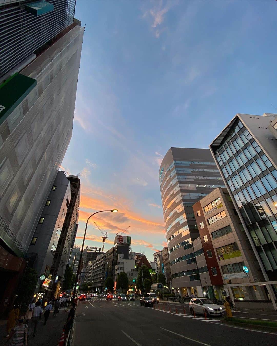 宍戸開さんのインスタグラム写真 - (宍戸開Instagram)「#streetphotography #storyofthestreet #streetoftokyo #streetcinematography #photographer #kaishishido #iphone11pro #photography #photooftheday」9月12日 21時22分 - kaishishido