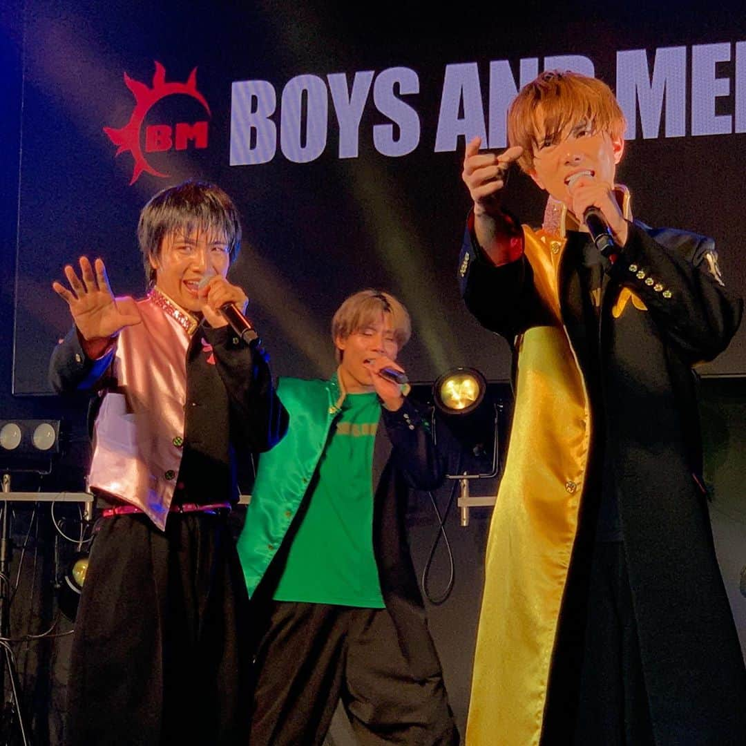 BOYS AND MENさんのインスタグラム写真 - (BOYS AND MENInstagram)「「OhYeah 」プラットフォームツアー@SHOWROOM夜の部  約1ヶ月のリリイベ期間、ご視聴・応援いただきありがとうごさいます😊  #ボイメン #ボイメン結成10周年 #水野勝 #田村侑久 #辻本達規 #小林豊 #本田剛文 #勇翔 #平松賢人 #吉原雅斗 #OhYeah #ありがとうございます」9月12日 21時34分 - boysandmen_official