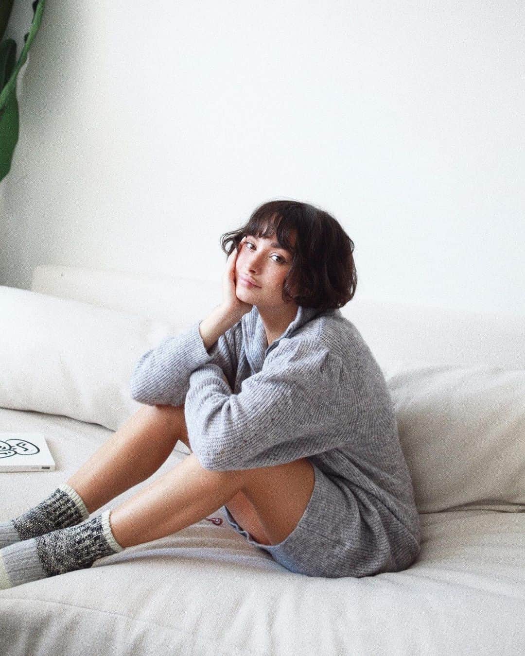 Anthropologieさんのインスタグラム写真 - (AnthropologieInstagram)「This weekend, we're channeling @taylorlashae's cozy-as-can-be vibes (and copying her outfit!). Link in bio to shop.」9月12日 21時58分 - anthropologie