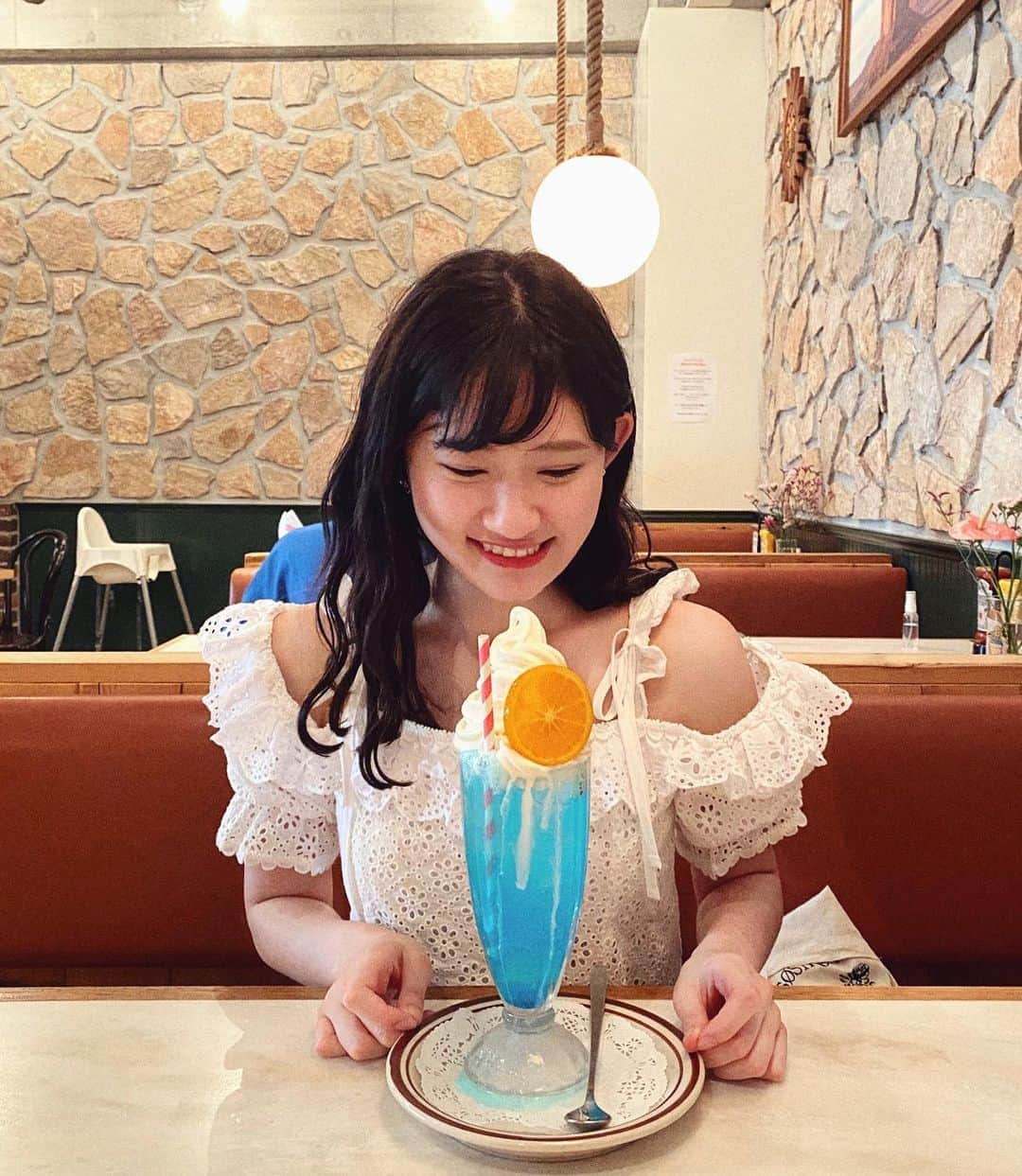 川村文乃さんのインスタグラム写真 - (川村文乃Instagram)「青いのにオレンジの味がした🍊  #ANGERME#アンジュルム#helloproject#川村文乃#結構前の写真」9月12日 22時07分 - ayano_kawamura.official