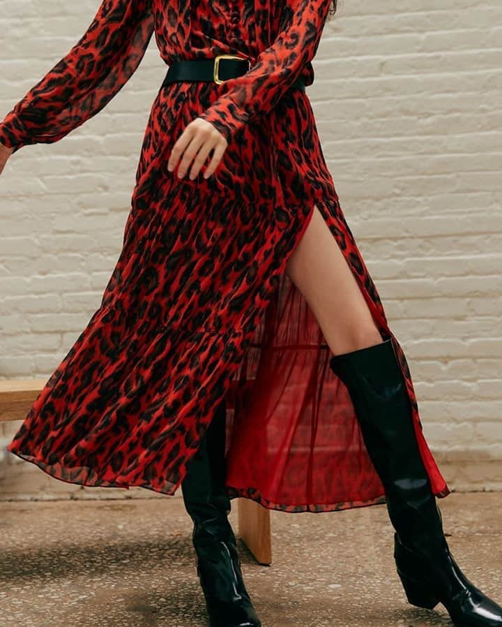 デレクラムのインスタグラム：「Swing into the new season with our brand new fall-ready pieces.」