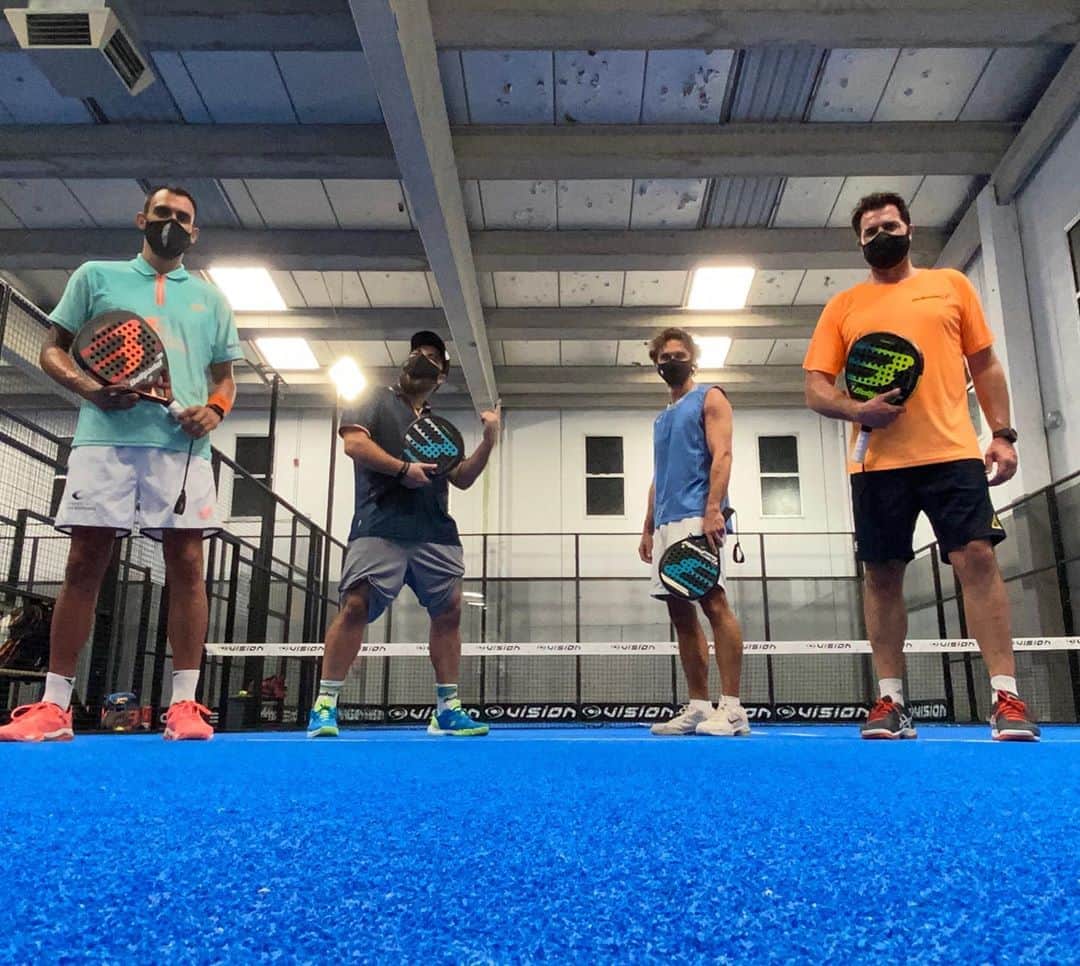 ジョルディ・コディーナのインスタグラム：「Partidito de sábado... @frankymartinm @joseluisluna1261 @ivansanchezz」
