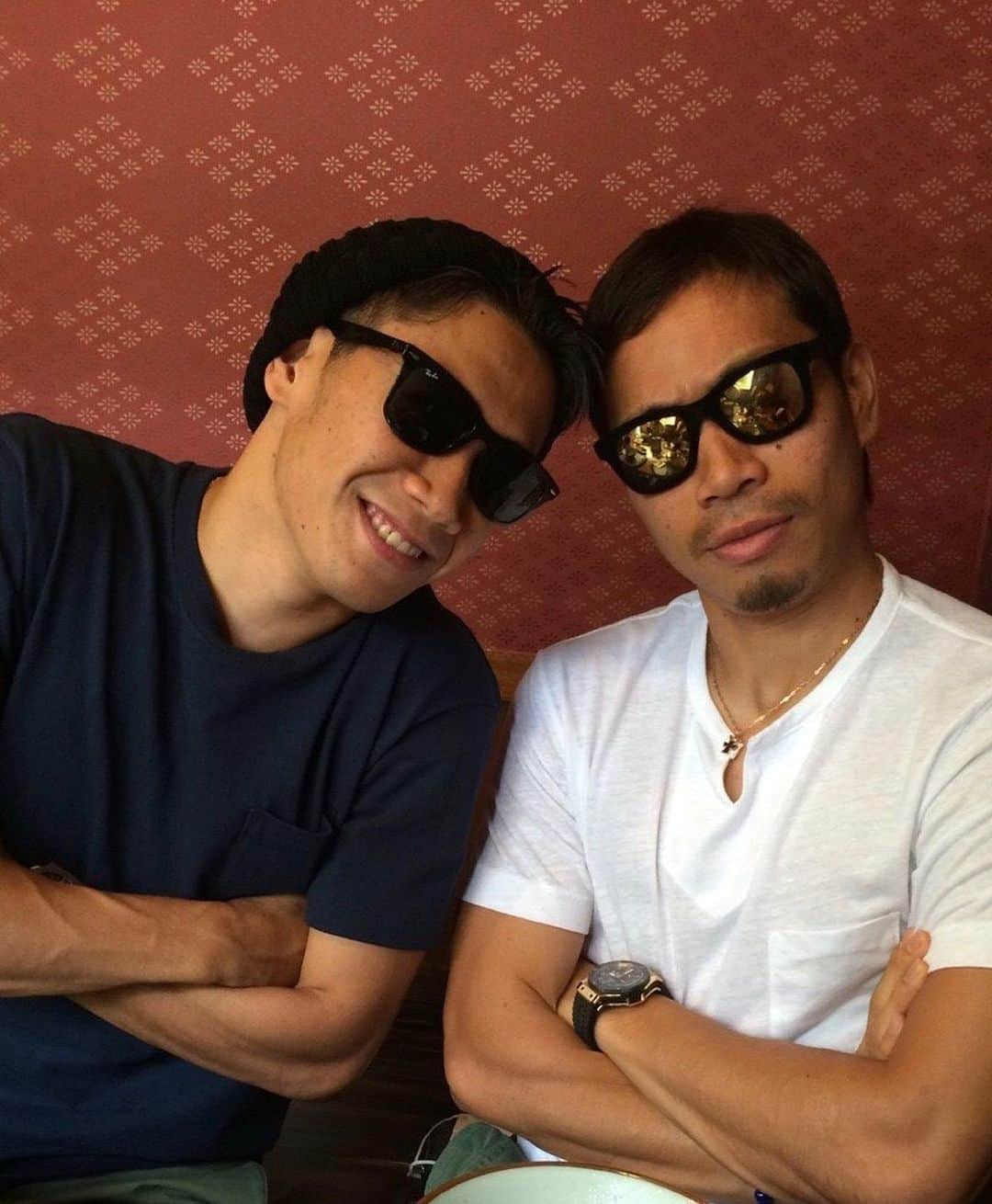 香川真司のインスタグラム：「Feliz cumpleaños mi hermano @yutonagatomo55  マルセイユで最高の一年を😘 #mybro#戦友#昔は#いつも一緒#今は家族第一😉#seeyousoon⚽️」