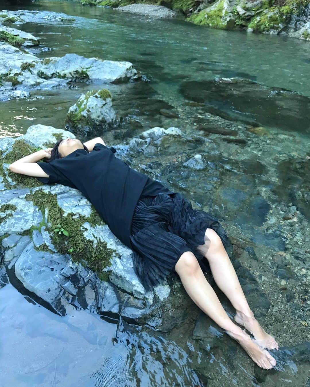 田中菜月さんのインスタグラム写真 - (田中菜月Instagram)「スピリチュアルカウンセラーもこちゃんと  明日、この天河神社ツアーのオンラインアフターパーティーを開催します✨🧚🏼🙌🏼  天河などで購入したお土産やお札などの紹介。 天のメッセージのシェア。  この天河神社ツアーで感じたことをざっくばらんに語り合います✨  旅から帰ってきたばかりのホヤホヤのインスピレーションをお届けします💓  ピンときたかたはメッセージください🐉🗡」9月12日 22時32分 - natsuki_hakko