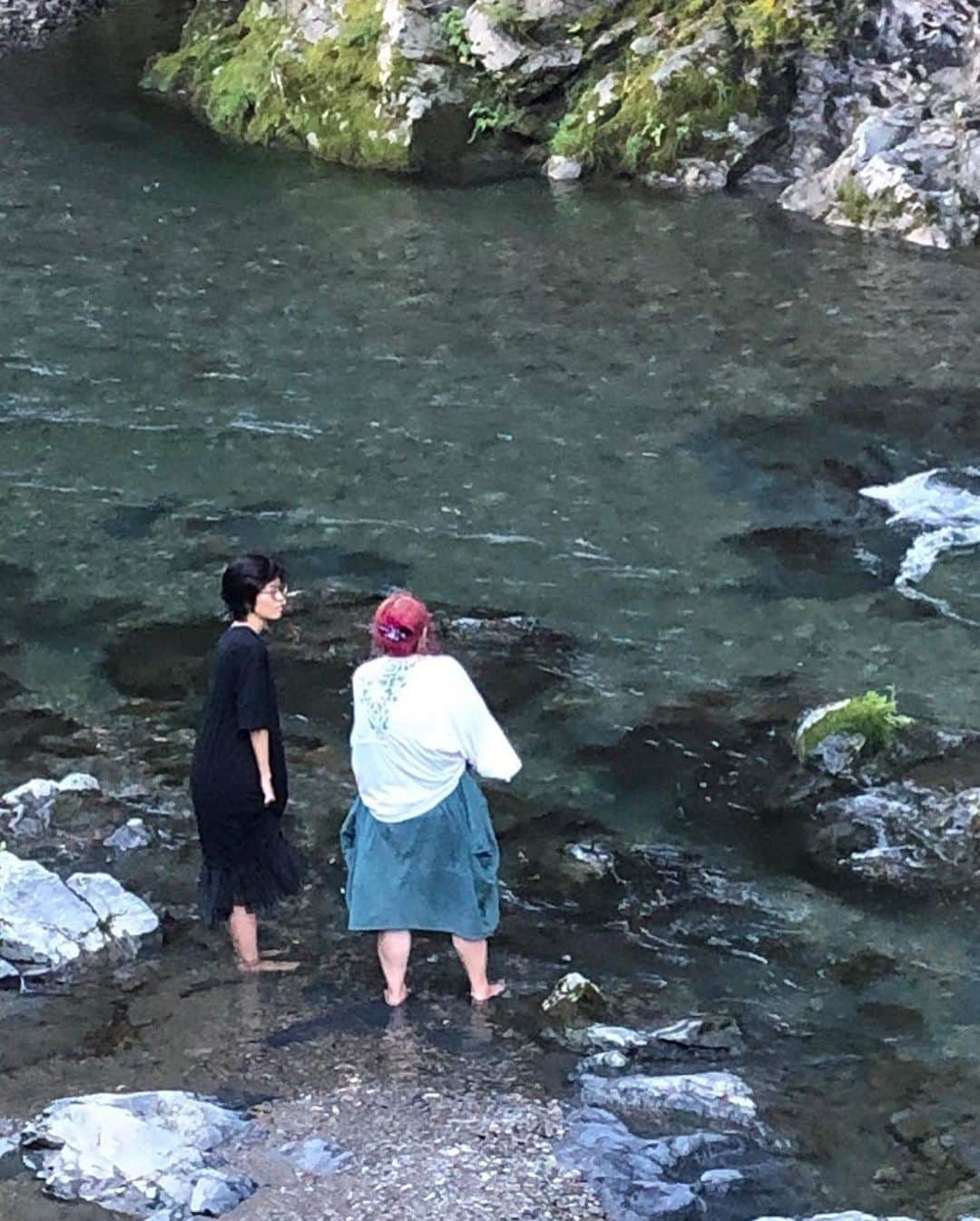 田中菜月さんのインスタグラム写真 - (田中菜月Instagram)「スピリチュアルカウンセラーもこちゃんと  明日、この天河神社ツアーのオンラインアフターパーティーを開催します✨🧚🏼🙌🏼  天河などで購入したお土産やお札などの紹介。 天のメッセージのシェア。  この天河神社ツアーで感じたことをざっくばらんに語り合います✨  旅から帰ってきたばかりのホヤホヤのインスピレーションをお届けします💓  ピンときたかたはメッセージください🐉🗡」9月12日 22時32分 - natsuki_hakko