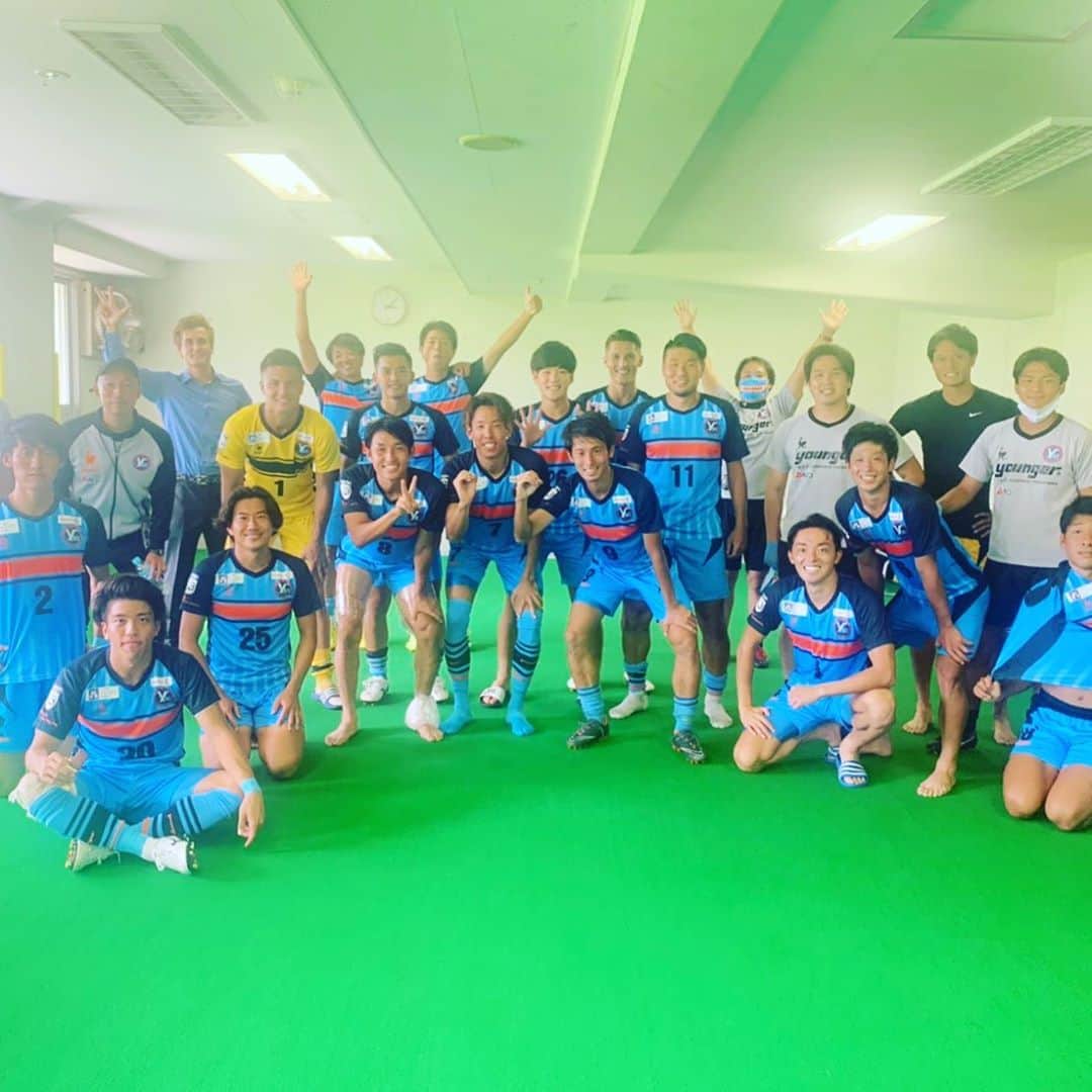 のインスタグラム：「久々の3point👍 次も全員で頑張ろう！！   #yscc  #jリーグ  #アキさん200試合出場おめでとうございます」