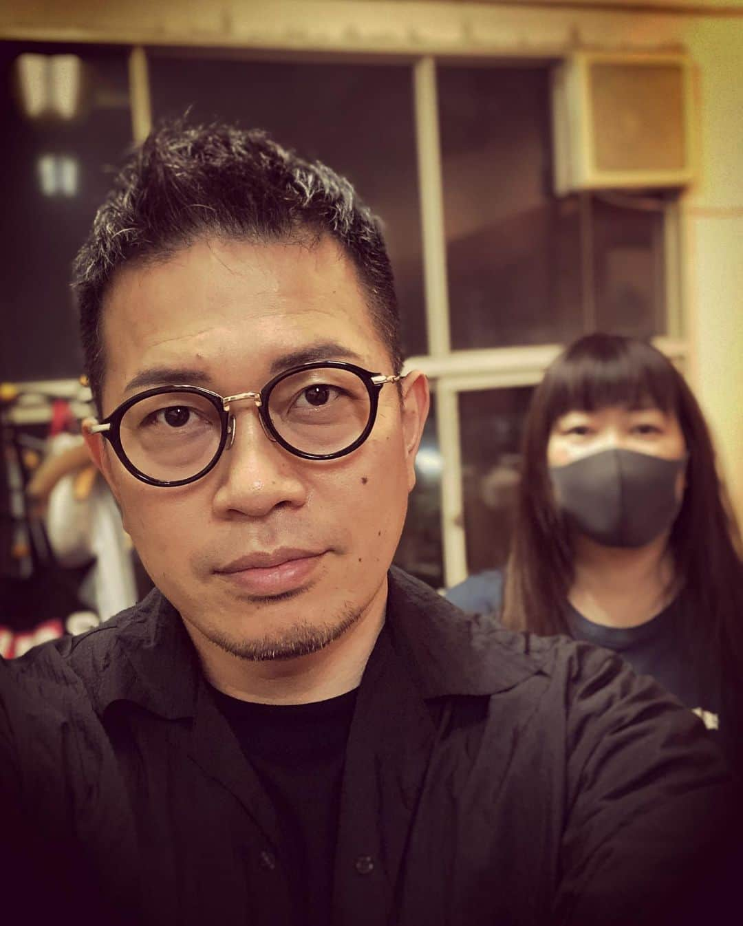 杉本知香さんのインスタグラム写真 - (杉本知香Instagram)「宮迫さんスッキリ✂️✨  YouTubeの企画での肉体改造順調で、 顔色も良くてシュッとした😆 毎度のやらせの かっこつけポーズがめちゃくちゃいい感じ📸（笑） ダイエットは運動と食事が大事だなー👀❗️  #中目黒美容室#おまかせカット#癖毛#短髪 #かっこつけ#メガネ男子 #宮迫博之#宮迫さん #宮迫です #YouTube」9月12日 23時06分 - sugimotoc