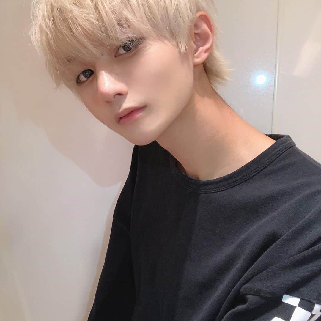 なおさんのインスタグラム写真 なおinstagram 色落ちしてきちゃった 自撮り Selca Selfie Me アイドル メンズアイドル Followｍe 셀카 셀피 흔남 일상 데일리 今日の写真 Japanesestyle Instalike Instadaily Instagood 雰囲気