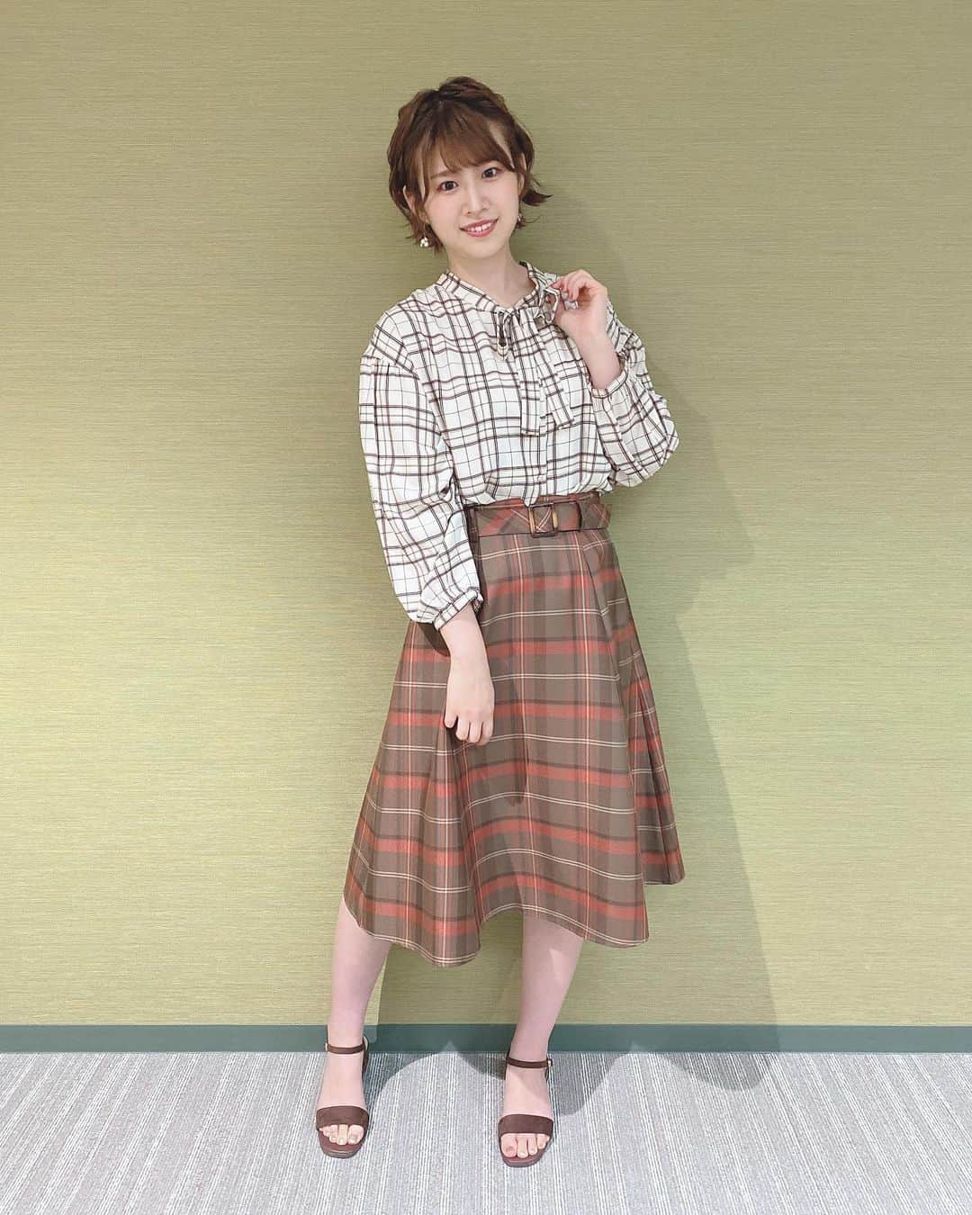 のインスタグラム：「今週もサタデーウォッチン🍁🍄 . ついに長袖の季節〜！」