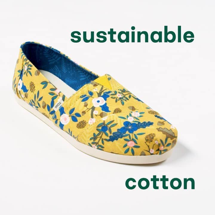 トムズシューズのインスタグラム：「100% organic cotton uppers? ✅ 100% organic cotton lining? ✅  Shop the Marigold Floral Alpargata from #earthwise—a collection created to take better care of the place we all call home.⁠⠀」