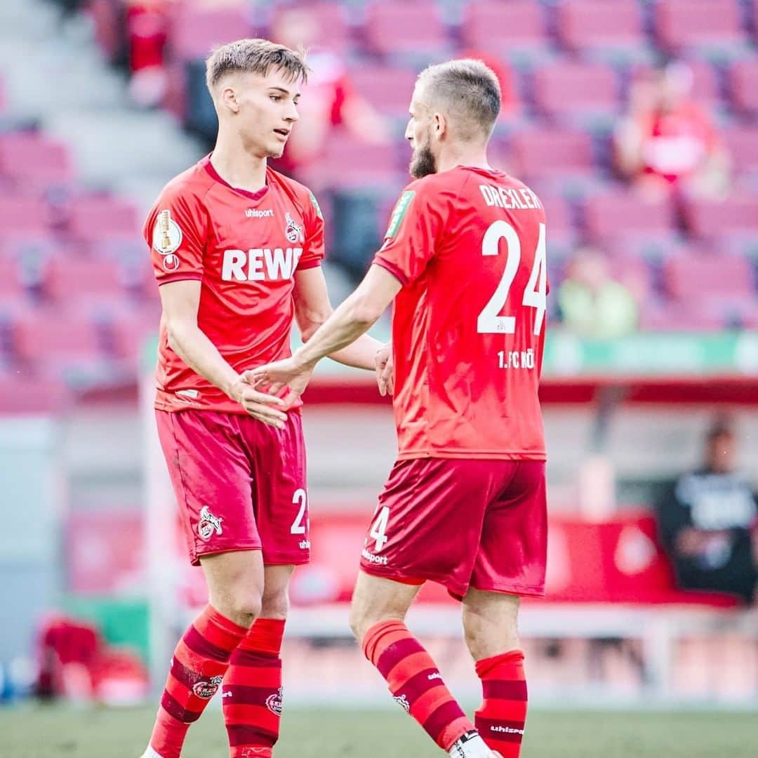 1.FCケルンさんのインスタグラム写真 - (1.FCケルンInstagram)「Auswärtssieg! 😍 Mit einem 6:0-Sieg ziehen wir in die nächste Runde des DFB-Pokal ein. #effzeh」9月13日 0時29分 - fckoeln