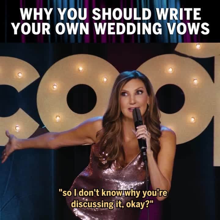 ヘザー・マクドナルドのインスタグラム：「Why you should write your own wedding vows... ⠀ ⠀ Watch my new special, "Juicy Scoop" on Amazon Prime Video! Please leave a review! LINK IN BIO⠀ ⠀ #StandUpComedy #Comedy #HeatherMcDonaldComedy #JuicyScoop #HeatherMcDonald #WeddingVows #Marriage #Wedding」