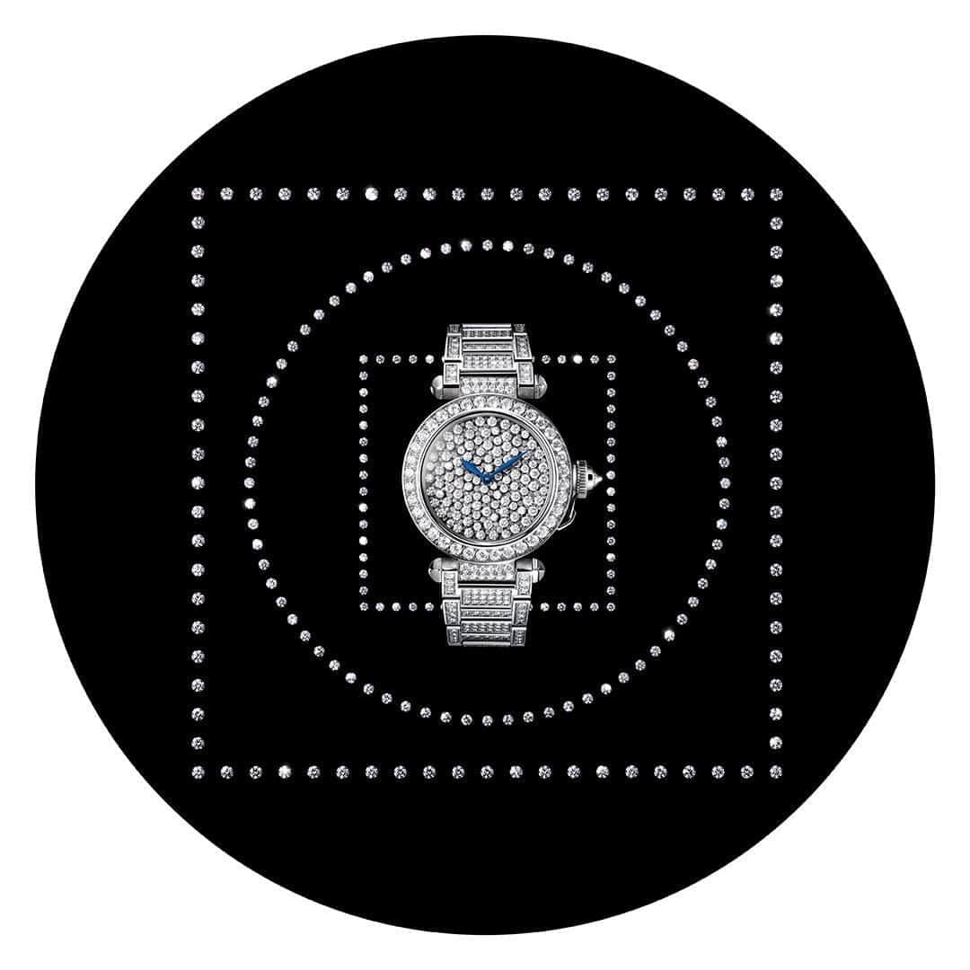 カルティエさんのインスタグラム写真 - (カルティエInstagram)「An extraordinary design. A unique look. A watch designed and constructed entirely at the Cartier Manufacture in La Chaux-de-Fonds, Switzerland. Discover the new #PashadeCartier. #MakeYourOwnPath #GenerationPasha」9月13日 1時00分 - cartier