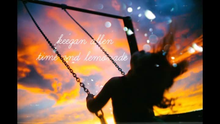 キーガン・アレンのインスタグラム：「Time and Lemonade  is almost here #🕰🍋 preorder now   Out on Halloween 🎃」