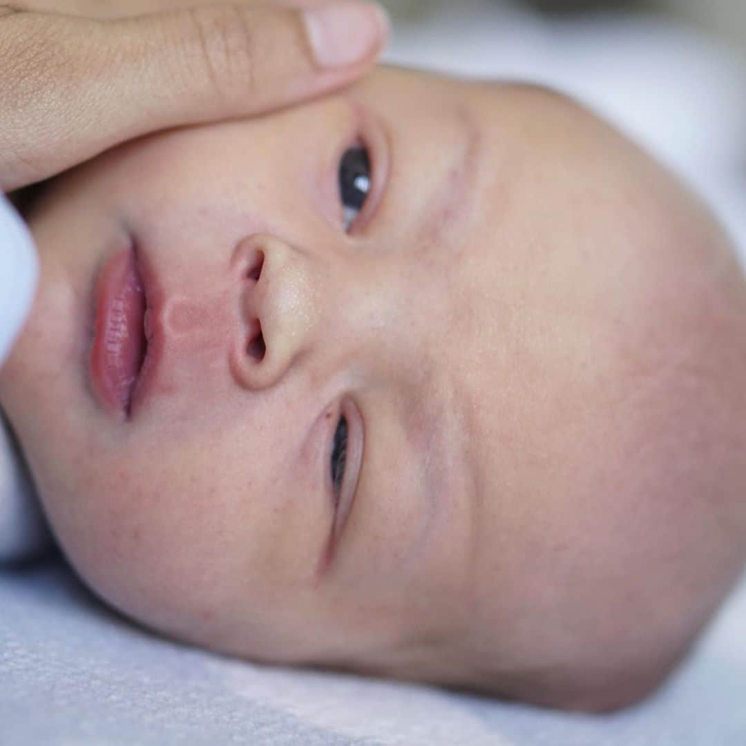 アダム・ピーティさんのインスタグラム写真 - (アダム・ピーティInstagram)「George-Anderson Adetola Peaty. 11/9/2020. 9lb 1oz. I’m so proud of you @eirimunro and I love you both incredibly.」9月13日 1時20分 - adam_peaty