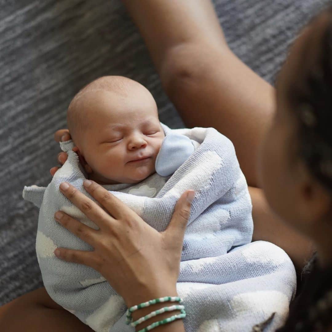 アダム・ピーティさんのインスタグラム写真 - (アダム・ピーティInstagram)「George-Anderson Adetola Peaty. 11/9/2020. 9lb 1oz. I’m so proud of you @eirimunro and I love you both incredibly.」9月13日 1時20分 - adam_peaty