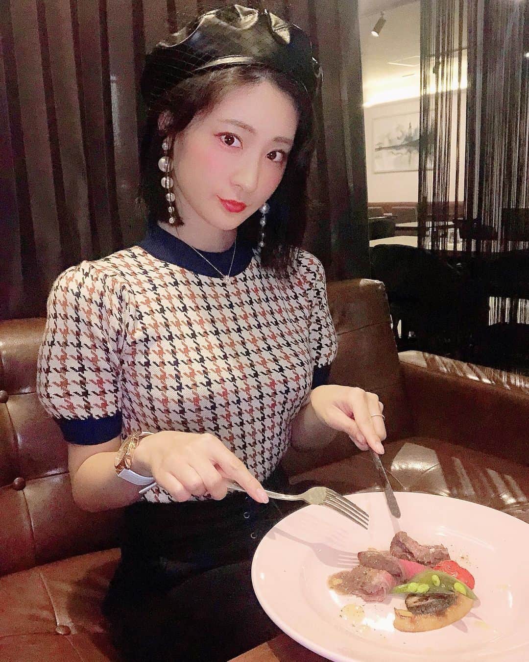 伊藤愛梨さんのインスタグラム写真 - (伊藤愛梨Instagram)「エルデ(@diningbar.erde )﻿ でアパレル新作会議をしてきました✨　﻿ 今年は頑張らないといけない年だね🔥﻿ ﻿ まだあまり知られてないお店でシェフが毎回変わる面白いお店。 ゆったりお話しながらイタリアン食べれるのでオススメのお店の一つです🍅﻿ ﻿ ﻿ ﻿  📢池尻愛梨スケジュール📢﻿ 9月11日(金)EXMAX Special 掲載﻿ 9月15日(水) それって実際どうなの課出演﻿ 9月25日(金)💮はなまる撮影会💮﻿ 10月4日(日) R・I・P所属タレント勢揃いのプール撮影会﻿ 10月7日(水)お誕生日🎂﻿ ﻿ ﻿ ﻿ ﻿ ﻿ ﻿ #romantictokyo #ロマンチックトーキョー﻿ #秋コーデ#ファッション#コーデ#トップス #プチプラ#プチプラファッション#プチプラコーデ#韓国ファッション#オルチャン#オルチャンファッション  #サロモ　#韓国ファッション　#韓国ファッション通販#fashion#code#ootd ﻿ #タンバルモリ　#ダイエット #snidel 　#ヴァンクリーフアーペル﻿ #イタリアンエルデ #新宿イタリアン #オムスパ #シェフ指名制 #モンテネグロワイン  #高級イタリアン #西新宿グルメ #pr #トリドリベース」9月13日 1時36分 - ilovely1007_