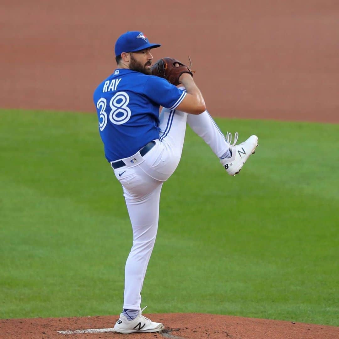 トロント・ブルージェイズさんのインスタグラム写真 - (トロント・ブルージェイズInstagram)「The Blue Jays are OUR favourite squadron 😤  Give us your (air) 🖐 emojis! #WeAreBlueJays」9月13日 11時28分 - bluejays