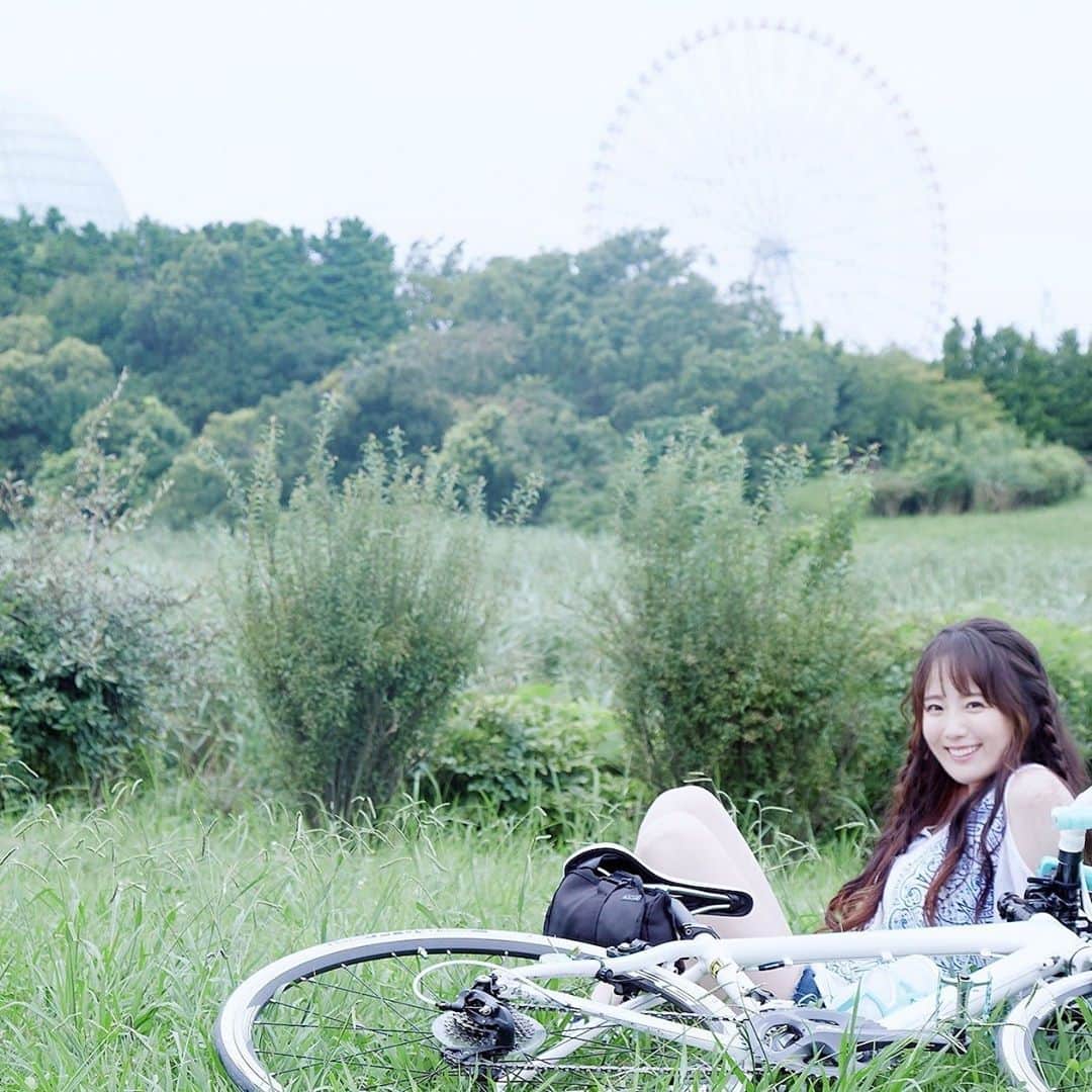 鈴木聖奈さんのインスタグラム写真 - (鈴木聖奈Instagram)「＊ @bianchijapan  @bianchibicycles  ＊ #ロードバイク  #ロードバイク女子  #ロードバイク初心者  #ポタリング  #ゆるポタ #ビアンキ  #ミニベロ  #日本 #ビール女子  #ロングヘア  #ヘアアレンジ  #ヘアスタイル  #撮影  #自転車 #自転車女子 #笑顔 #和服  #ゆるふわアレンジ  #スポーツウェア #スポーツ女子 #bianchibikes  #bicycles  #bianchi  #birdy  #bike  #trek  #cycling  #cyclist ⠀ #smile #Japanesegirl」9月13日 12時02分 - seina.suzuki