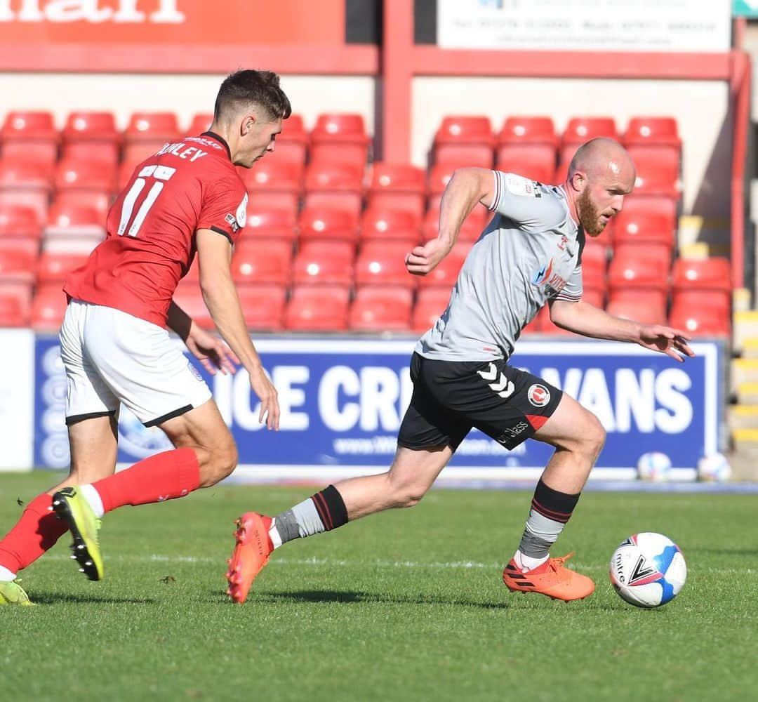 ジョナサン・ウィリアムズのインスタグラム：「Always nice to start the season with a win 🎉 #cafc」