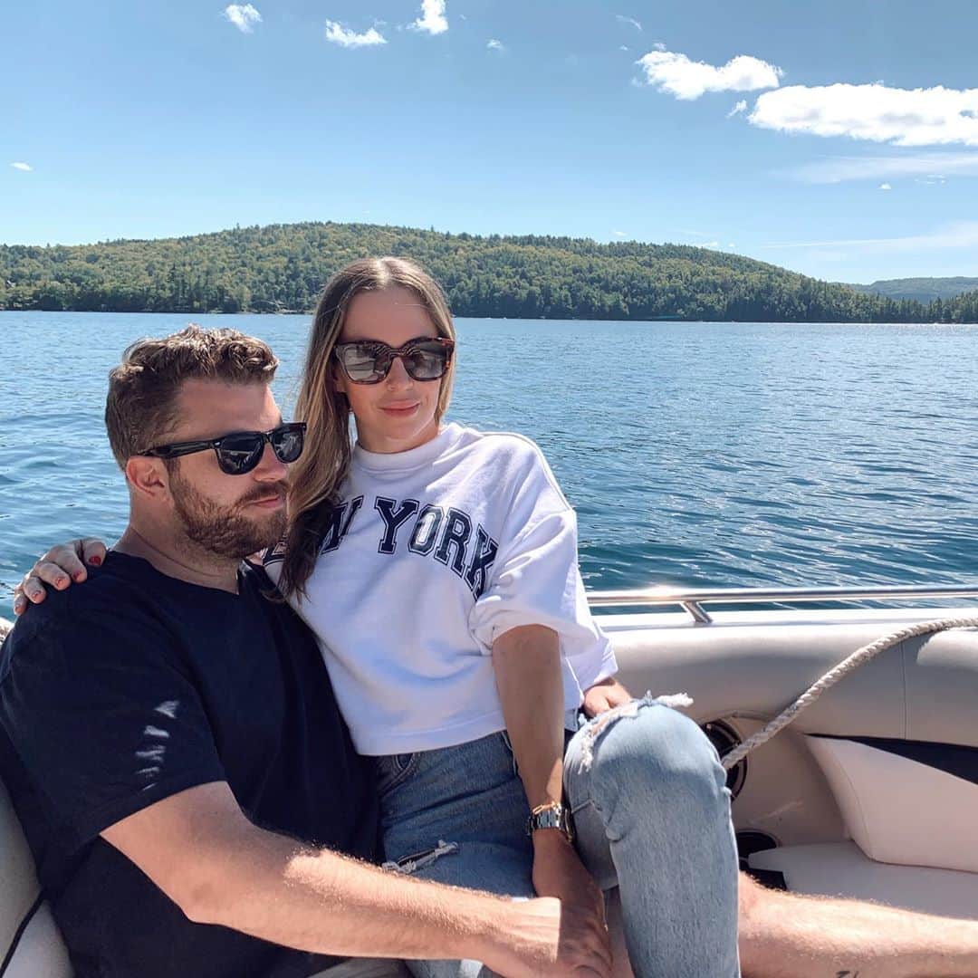 Helena Glazer Hodneのインスタグラム：「Kids free weekend❤️」