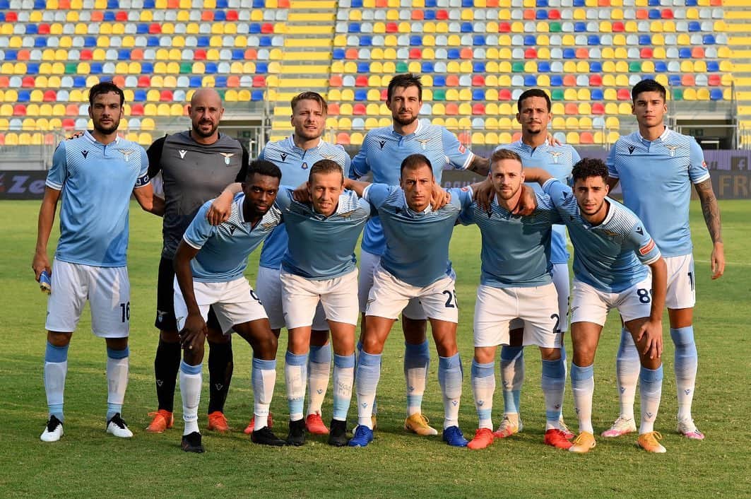 ルーカス・レイヴァのインスタグラム：「Felice di essere tornato ... #forzalazio」