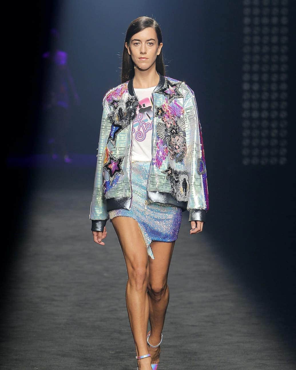 クストさんのインスタグラム写真 - (クストInstagram)「New collection #WakeUpWorld SS21  Color, light and beauty for a new era #mbfwm」9月13日 4時08分 - custobarcelona