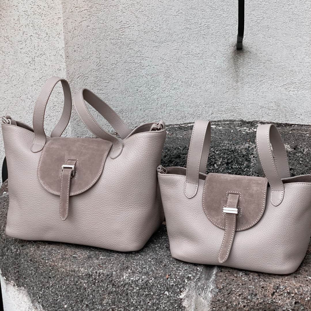 メリメロさんのインスタグラム写真 - (メリメロInstagram)「Are you a MINI or MEDIUM Thela bag ? ⠀⠀⠀⠀⠀⠀⠀⠀⠀ 😻😻😻 ⠀⠀⠀⠀⠀⠀⠀⠀⠀ ⠀⠀⠀⠀⠀⠀⠀⠀⠀ #mini⠀⠀⠀⠀⠀⠀⠀⠀⠀ #medium⠀⠀⠀⠀⠀⠀⠀⠀⠀ #carryall⠀⠀⠀⠀⠀⠀⠀⠀⠀ #bag ⠀⠀⠀⠀⠀⠀⠀⠀⠀ #handbag」9月13日 5時11分 - melimelobags