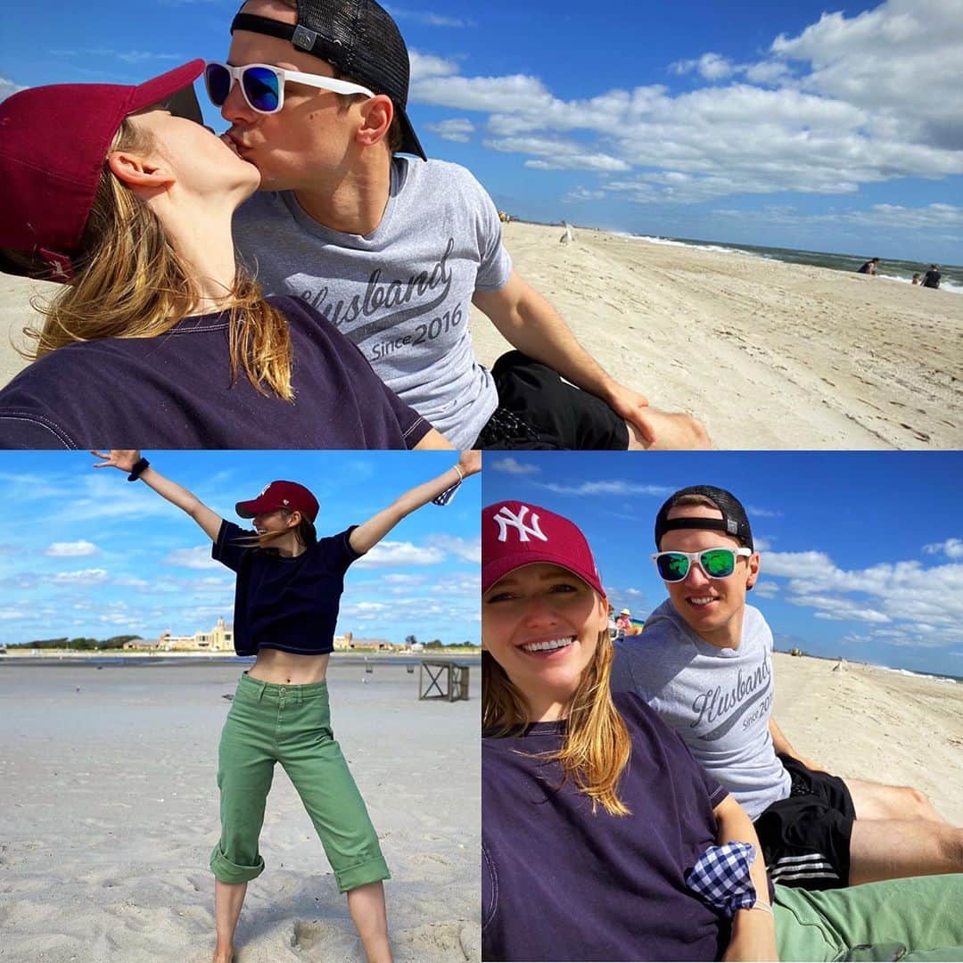 ジョアンナ・ブラッディのインスタグラム：「Oh how I’ve missed the beach!! 🌴」