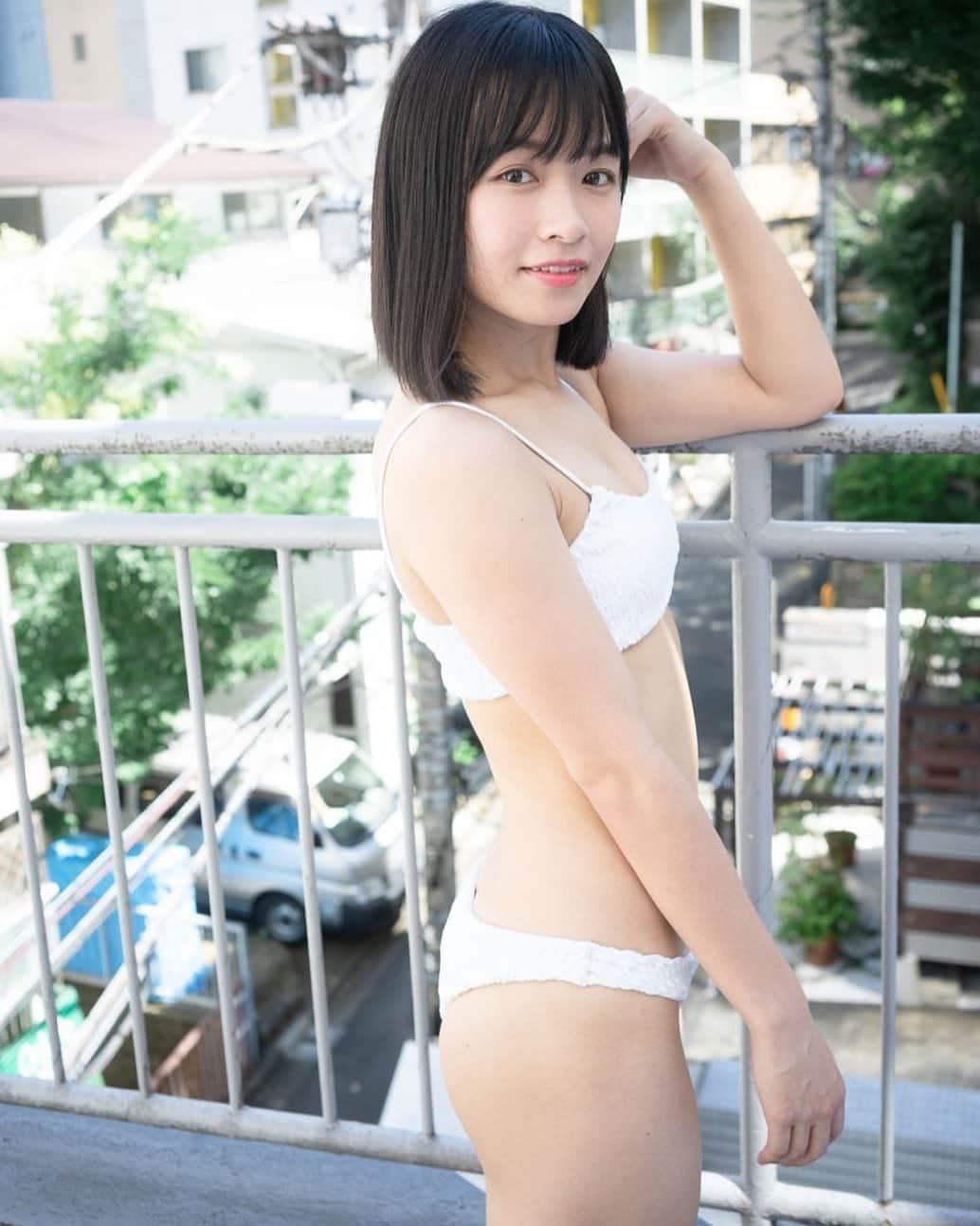 百川晴香さんのインスタグラム写真 - (百川晴香Instagram)「インスタグラビアvol.180👙おはようございます🙈💕 #japanesegirl #cute #followｍe」9月13日 6時22分 - momokawaharuka