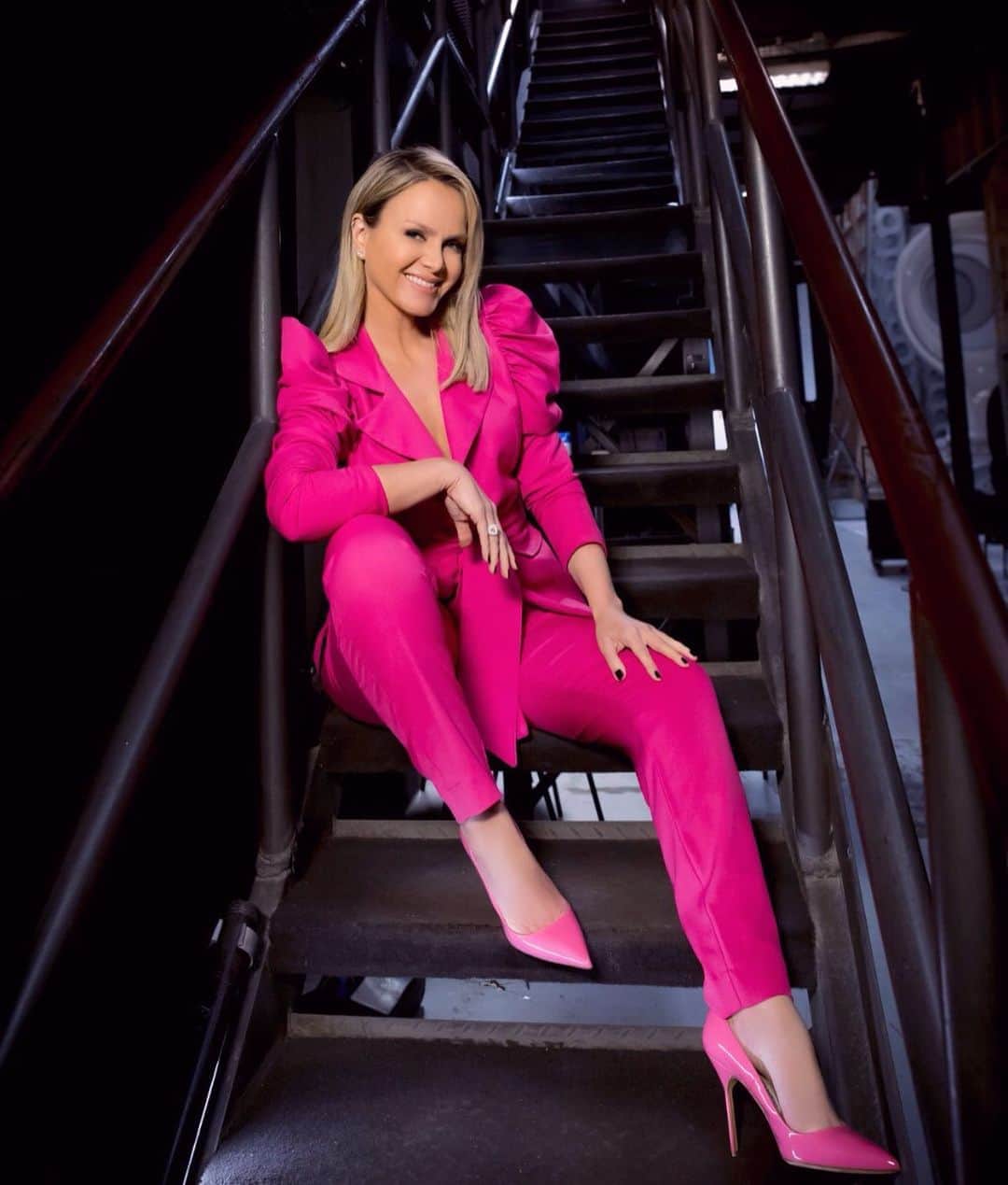 Eliana Michaelichin Bezerraのインスタグラム：「No clima do pense positivo. #thinkpink #pensarpositivo #vaificartudobem」