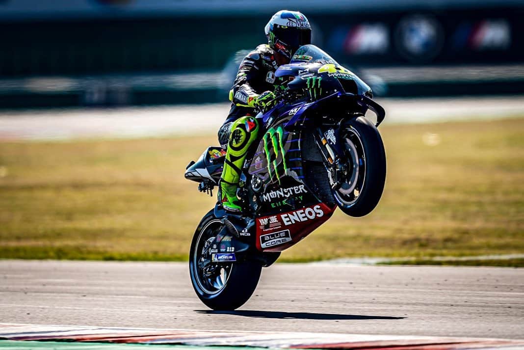 バレンティーノ・ロッシさんのインスタグラム写真 - (バレンティーノ・ロッシInstagram)「Misano World Circuit,Italy Saturday,official practice 📸 @falex79 @gigisoldano」9月13日 7時07分 - valeyellow46