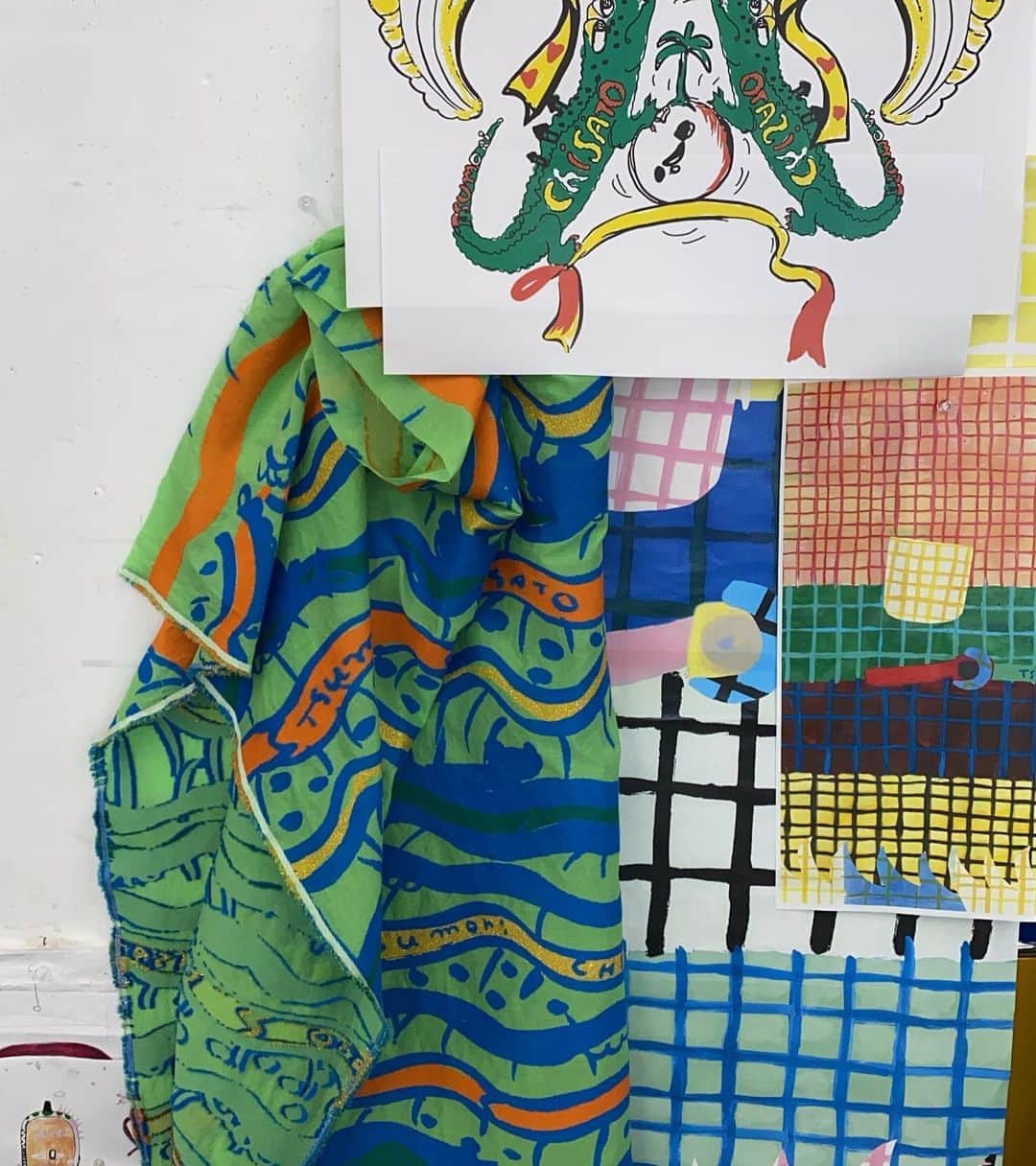 TSUMORI CHISATO Officialさんのインスタグラム写真 - (TSUMORI CHISATO OfficialInstagram)「Various designs, my dreams, fun work, colorful worlds, happy motifs #tsumorichisato  いろいろな図案、 楽しく😊 カラフルな、世界」9月13日 7時23分 - tsumori_chisato