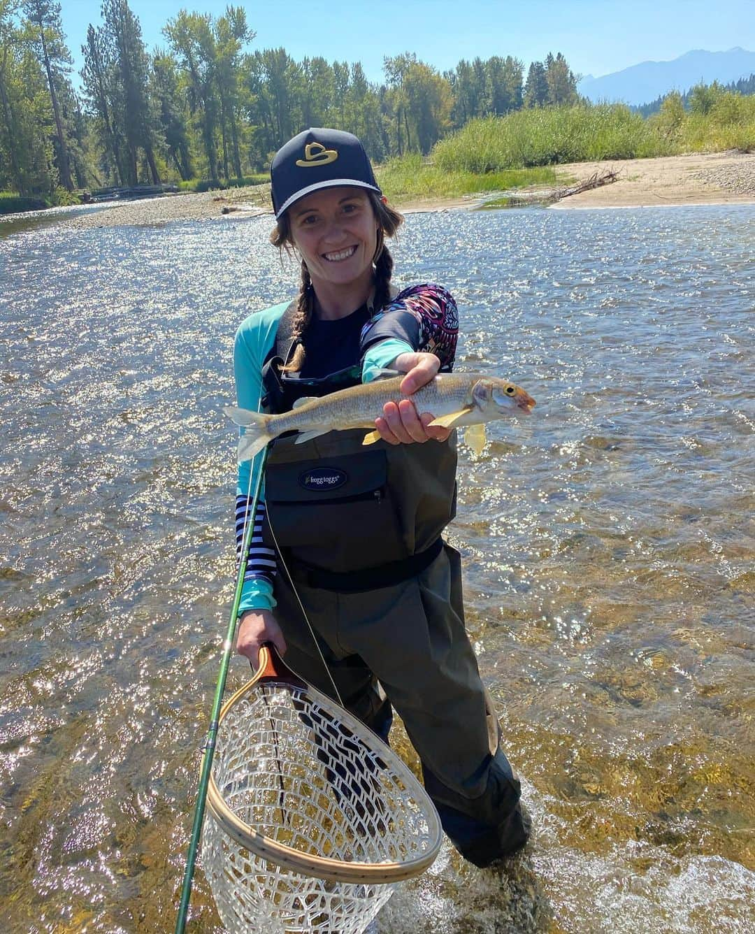 ペイジ・ローレンスのインスタグラム：「Hobbies include: Anything with you. 💙 (But fly fishing is becoming more and more of a fave 😉)」