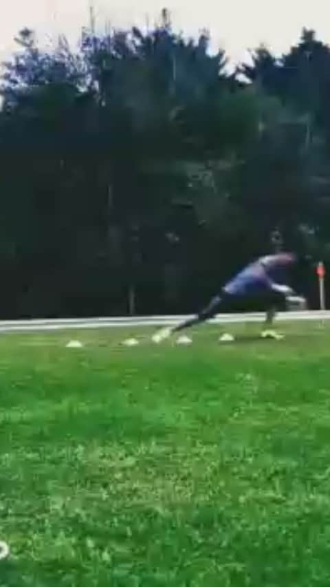 のインスタグラム：「@elianaguercio12 @pablocapu @santillanale1」