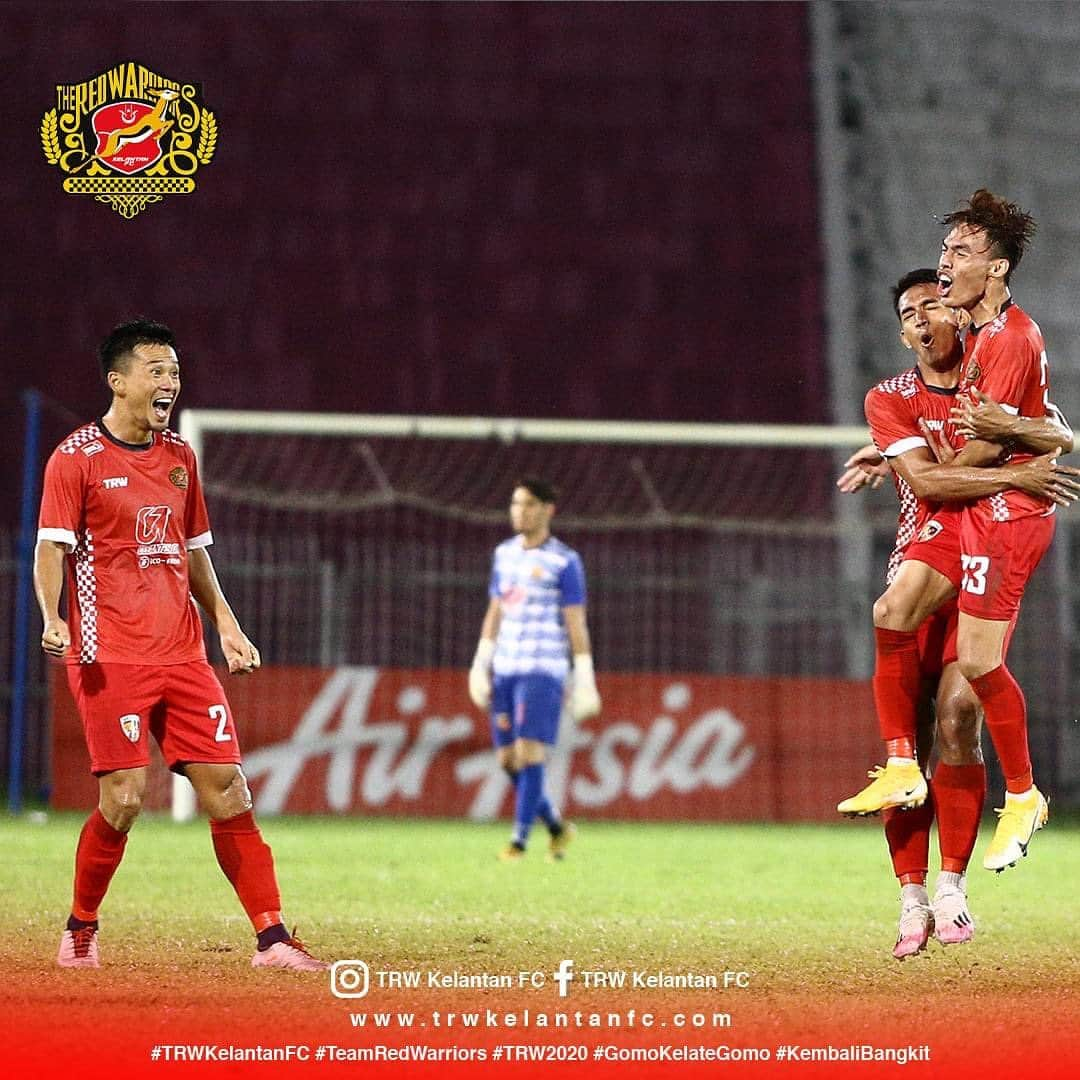 渡邉将基のインスタグラム：「3 points 🇲🇾🔴⚪️  #restart #kotabharu #kelantan #kelantanfa #kelantanfafans  #trwcc #mfl #football2020 #football #enjoyfootball #malaysia #malaysiafootball #enjoyfootball #goal #kelantanfc #perak #perakfa #ipo #12092020」