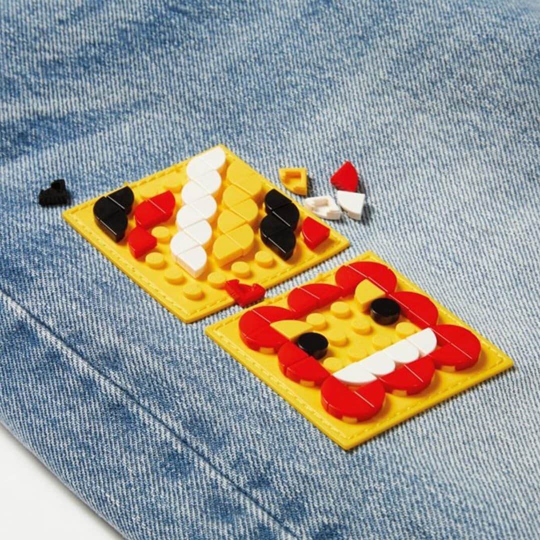 HYPEBEASTさんのインスタグラム写真 - (HYPEBEASTInstagram)「@hypebeaststyle: @lego and @levis have pieced together a blockbuster customizable denim capsule. The collection features the classic 501 jeans, stonewashed trucker jackets, hoodies, caps, and even a cargo-pocketed vest with a square silicone panel attached to nearly every piece to allow for fans to attach the included LEGO DOTS to customize their look. Of course, LEGO savants can also attach conventional LEGO bricks to the baseplates to create wearable 3D artwork. Stay tuned for more info. Which is your favorite piece?⁠⠀ Photo: Levi’s」9月13日 9時03分 - hypebeast