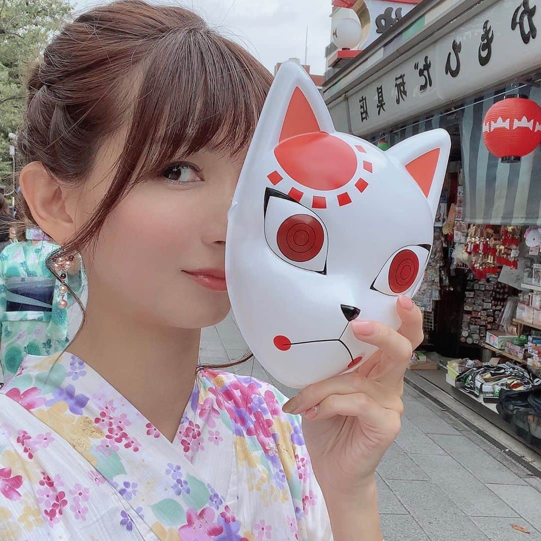 のインスタグラム：「おはよ🌤  DNAに着目した新スキンケアアール.コードのステムサイクル エッセンスローションを使ってみました。 つけた感じはとろみのあるタイプで美容液レベルの成分を濃縮されてるそうです。 お肌にすごく浸透してくれてメイクのりがよくなった！！ 本当美容液のような化粧水です✨  #mesoceutical#メソシューティカル#tokutamu#エイジングケア#化粧水#美容液#スキンケア紹介#鬼滅の刃#浴衣#浴衣レンタル#浅草寺#お面#rコード#アールコード#pr」