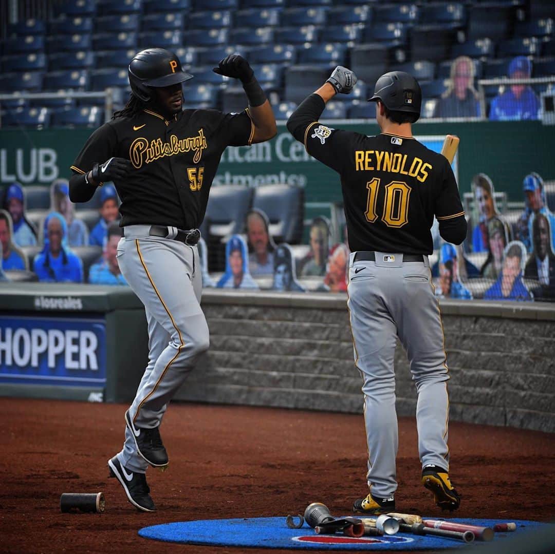 ピッツバーグ・パイレーツのインスタグラム：「Love the long ball. #LetsGoBucs」