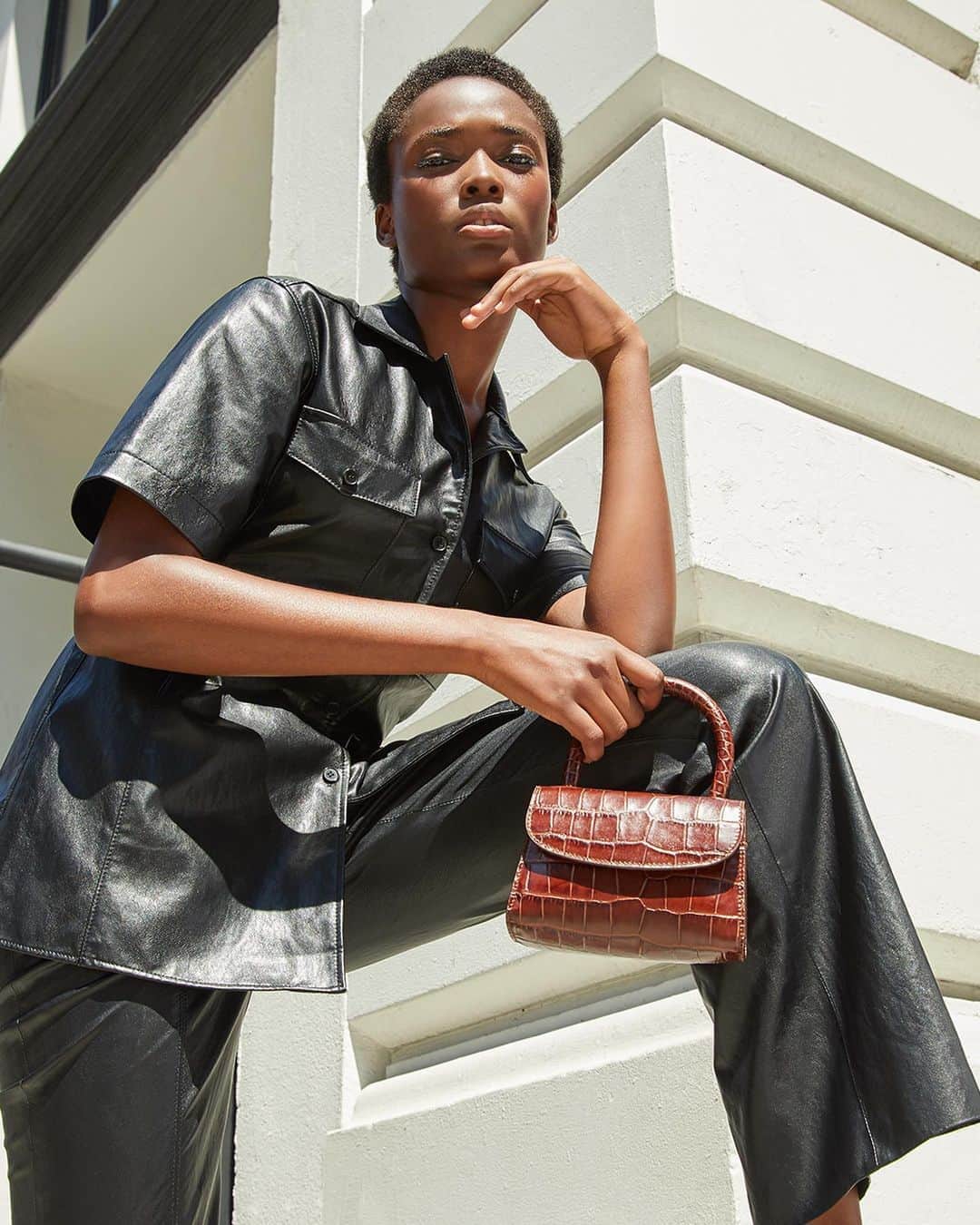 Saks Fifth Avenueのインスタグラム：「ONES TO WATCH: Borrowing style cues from menswear, the must-have label @lvir_official nails chic, everyday minimalism. #SaksStyle」