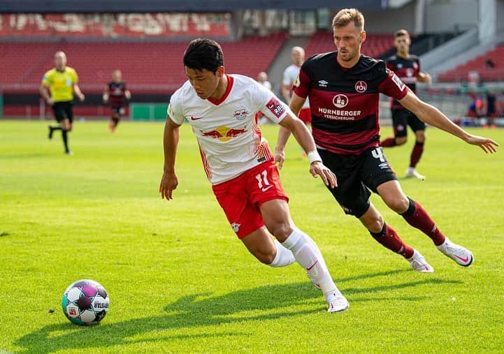 ファン・ヒチャンさんのインスタグラム写真 - (ファン・ヒチャンInstagram)「Ein guter Start! ⚽ 😍 Next, 🔜 Bundesliga  #DFBPokal  늦은 시간까지 많은 응원 해주신 팬 여러분 감사합니다! 🙌 ❤️」9月13日 10時07分 - hwangheechan