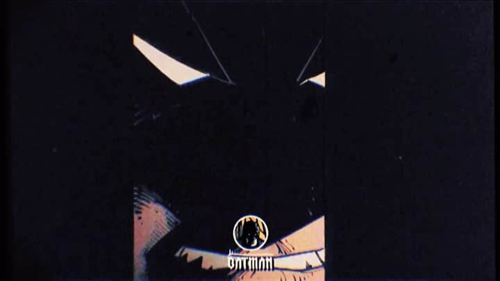 アンディー・ビアーザックのインスタグラム：「I am so incredibly excited to share with you guys that I have been given a dream come true opportunity to be the voice of Batman in the @dccomics “Dark Nights: Death Metal” series! Check out the first episode at the link in my bio and head to the DC Fandome “Explore The Multiverse” virtual con to get more info on the DNDM comic series and soundtrack coming soon! I want to thank everyone at DC for the opportunity and send a special thank you to the legendary @tylerbatesofficial for being so kind and for allowing me to collaborate with him on this project. I’m just so blown away by all of this and the incredible cast I get to be a part of and I can’t wait for you guys to see and hear everything that’s coming in this heavy metal multiverse experience from the minds of Scott Snyder and Greg Capullo! #batman 🦇」