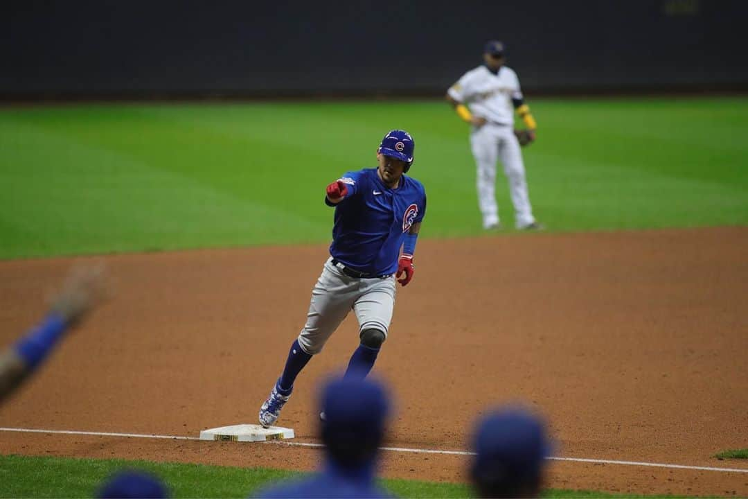 シカゴ・カブスさんのインスタグラム写真 - (シカゴ・カブスInstagram)「#Cubs get the [W] in Milwaukee」9月13日 11時10分 - cubs