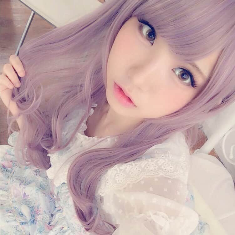 のインスタグラム：「#えなこ #えなこりん #enako #コスプレ #コスプレイヤー #cosplay #cosplayers #ファッション #かわいい #可愛い #ネイル #モデル #大好き #ネイル #コスメ #ヘアアレンジ #コーデ #ファインダー越しの私の世界」